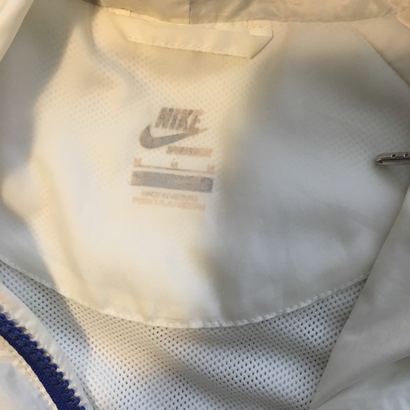 Nike windbreaker - Picture 4 of 4